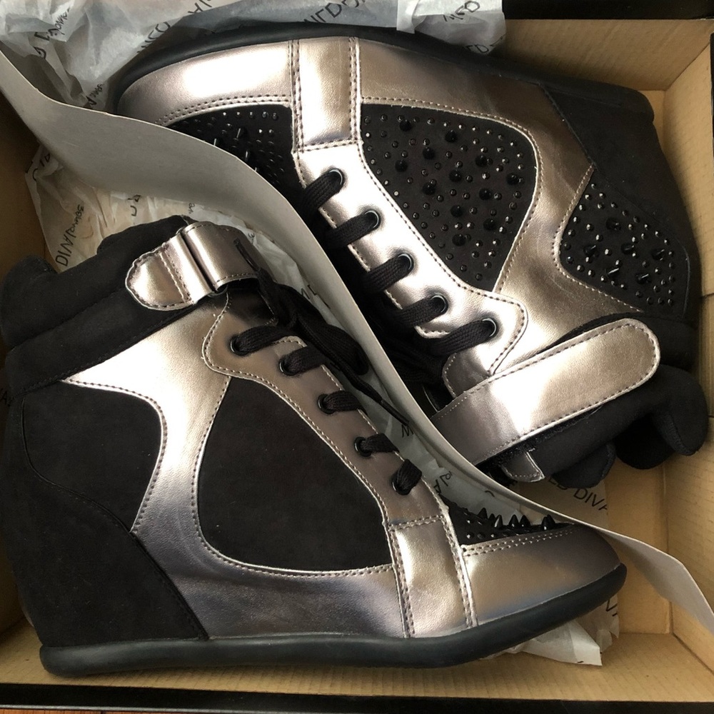 Wild Diva Lounge high top shoes
